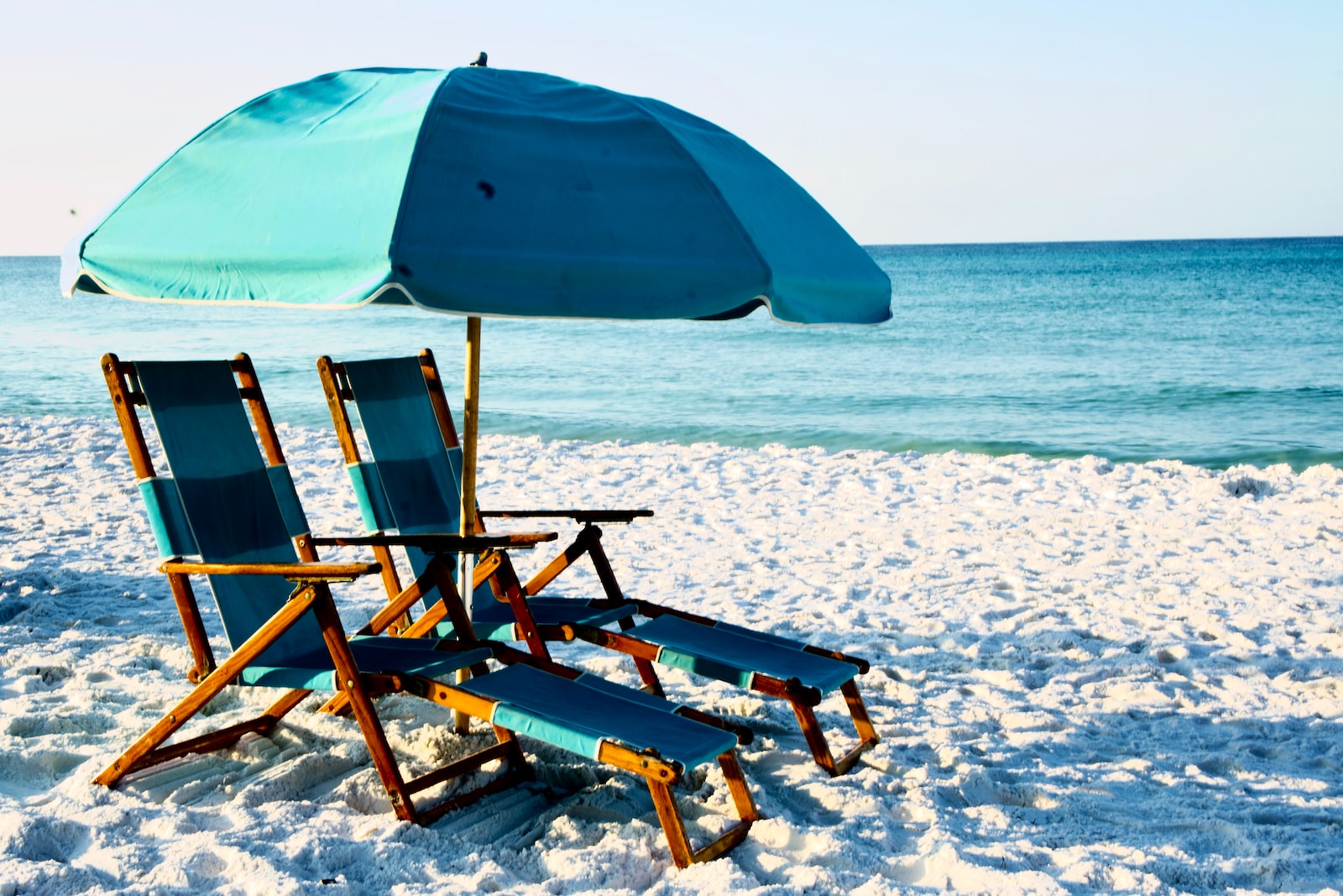 is-destin-florida-a-good-place-to-live-pros-and-cons-of-living-in